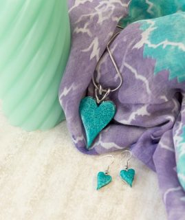 Our new season colourful jewellery collection is all now in the warehouse and unpacked into the picking bins. And we’re go for shipping out for Valentine’s Day, Mother’s Day and any day in fact. 

The heart necklace and earrings in our photo are top sellers, there’s no let up with these. Currently available in turquoise (pictured), scarlet red, fuchsia pink, soft pink, coral and ice blue. 

#heartjewellery #heartnecklace #heartearrings #valentinesday2026