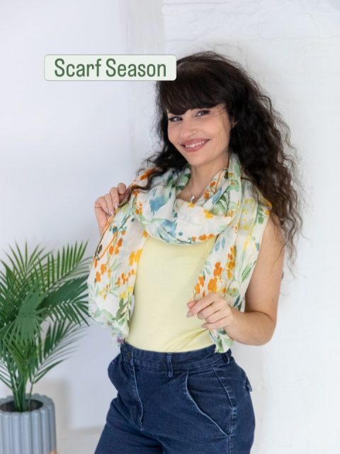 Scarf season is definitely on its way. Find a great, colourful selection on our website with on-trend colours, seasonal shades and only made with cotton and/or viscose, making them super soft.